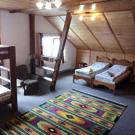 Guest House Mansarda Jaremče Exteriér fotografie