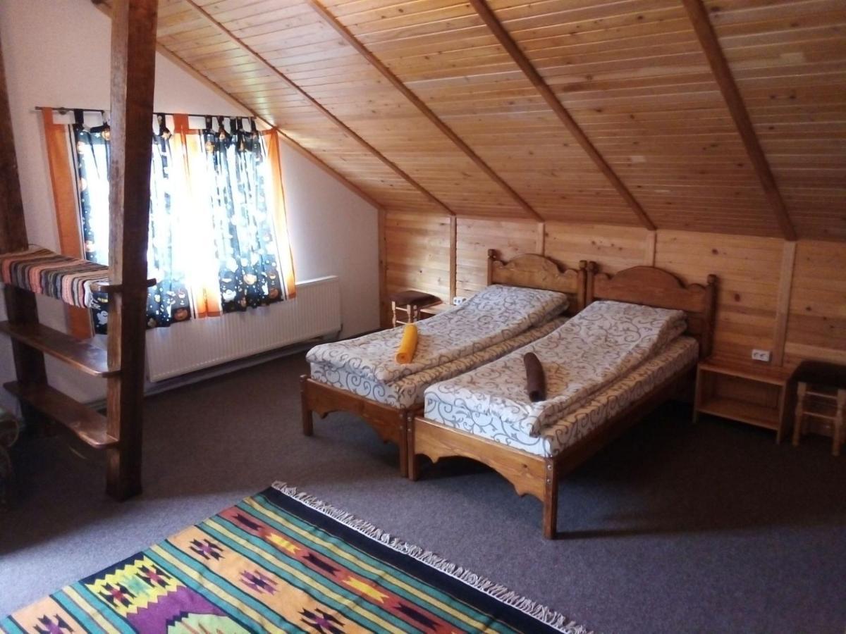 Guest House Mansarda Jaremče Exteriér fotografie