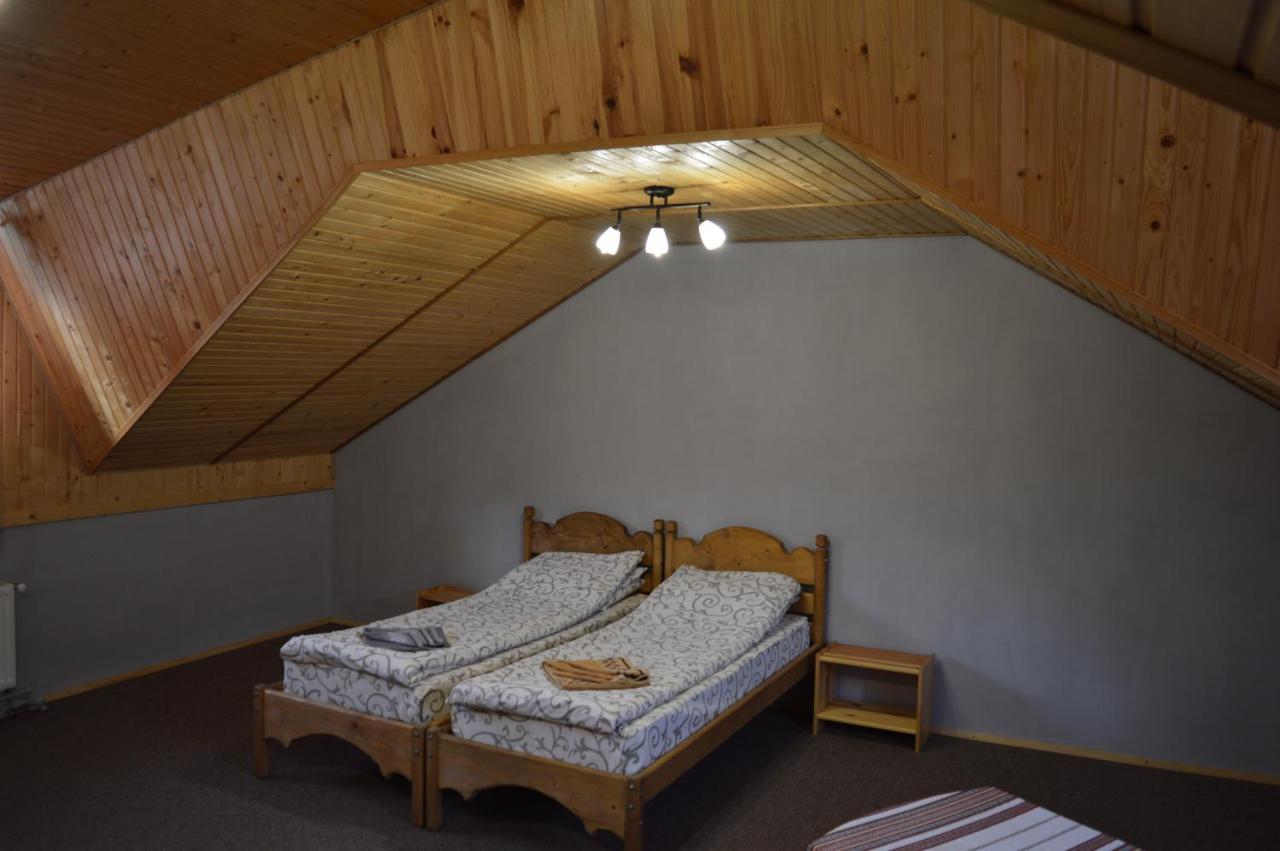 Guest House Mansarda Jaremče Exteriér fotografie